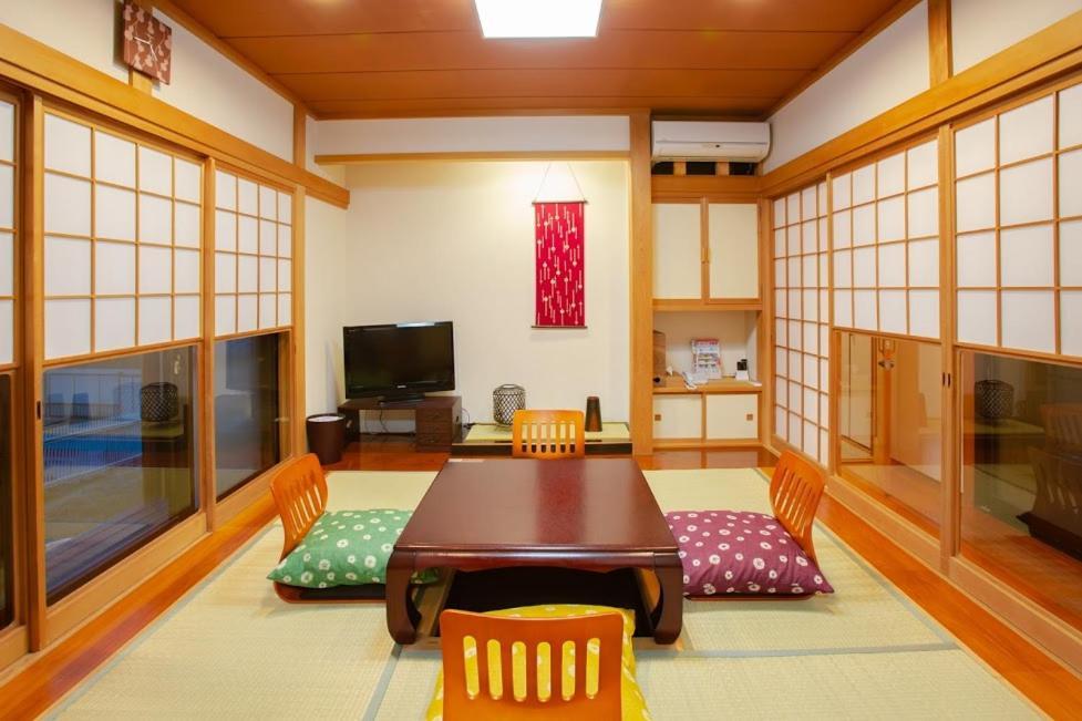 熱海の海が一望できる温泉付貸別荘 満月あじろ Mitsukiajiro Atami (Shizuoka) Exterior foto